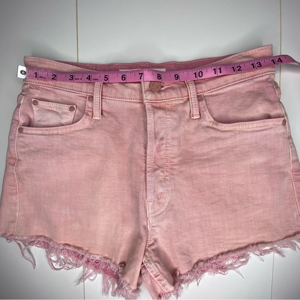 MOTHER Superior Shorts size 26 Tomcat Kick Fray Short - Picture 3 of 14